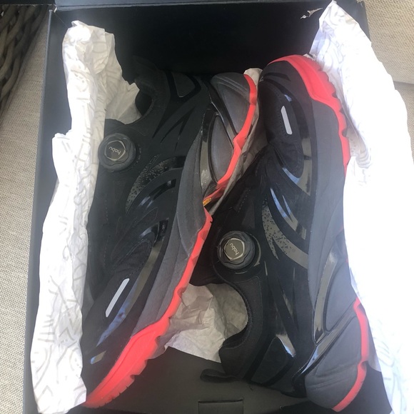 Beijing Olympics 2022 Sneakers - Picture 7 of 8